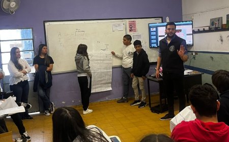 Se realizó en Sarandí del Yi Taller sobre Bullying.