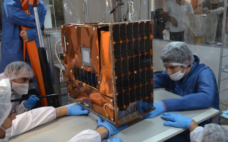 Uruguay avanza hacia un puerto espacial: afinan plan para crear terminal de lanzamiento de cohetes.