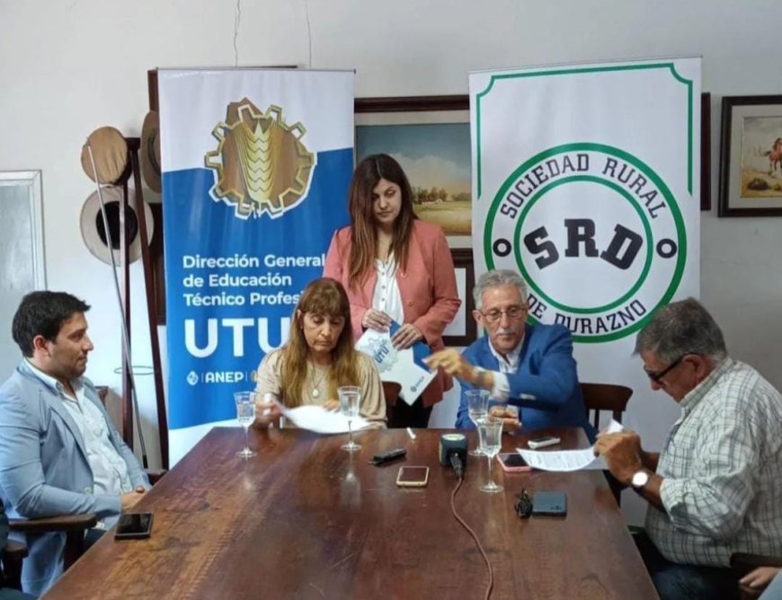 Se firmó Convenio de Pasantías entre UTU y  la Sociedad Rural de Durazno.