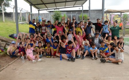 Se están desarrollando diferentes actividades deportivas de verano en Playa y Complejo.