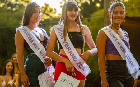 Fue electa Miss Verano 2024 joven de Sarandí del Yi.