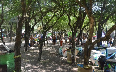 Cientos de visitantes; camping colmado y expectativa por las Llamadas