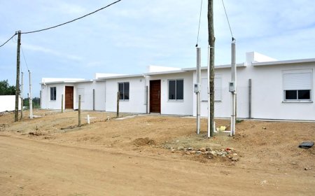 Plan Avanzar entregó 11 viviendas en Florida.
