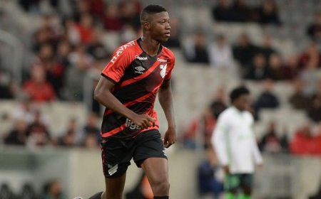 Matheus Babi será el «9» de Peñarol.