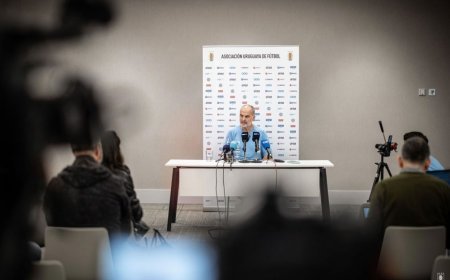 Bielsa aseguró que todavía no ha «tenido influencia» en el estilo de Uruguay