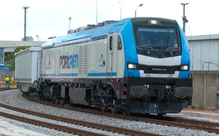 Después de tres décadas, los trenes vuelven al Puerto de Montevideo: el primer viaje del Ferrocarril Central llegará en la madrugada del 2 de abril. En la terminal portuaria ajustan los últimos detalles logísticos para la nueva dinámica.