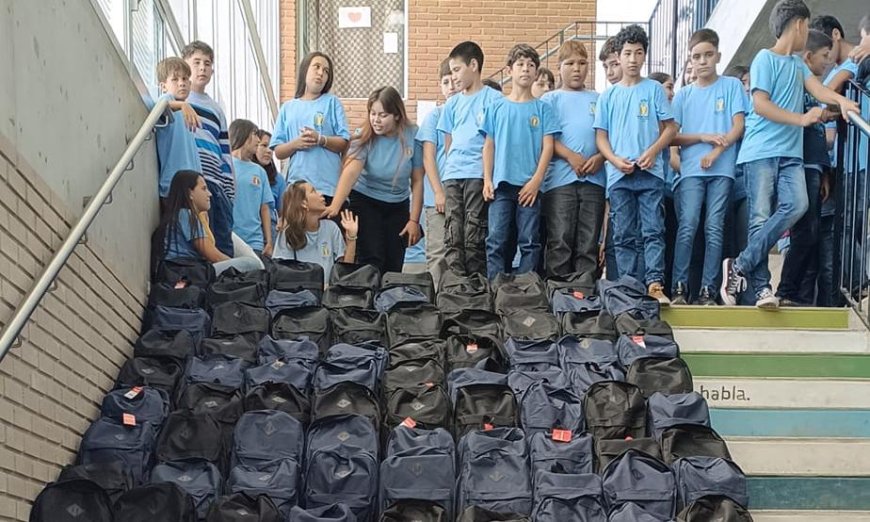 Donación ALUR: Inicio de clases con mochilas y útiles nuevos para alumnos de Bella Unión