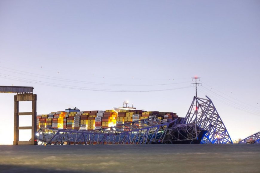 Dos personas rescatadas vivas de las aguas tras el derrumbe del puente de Baltimore