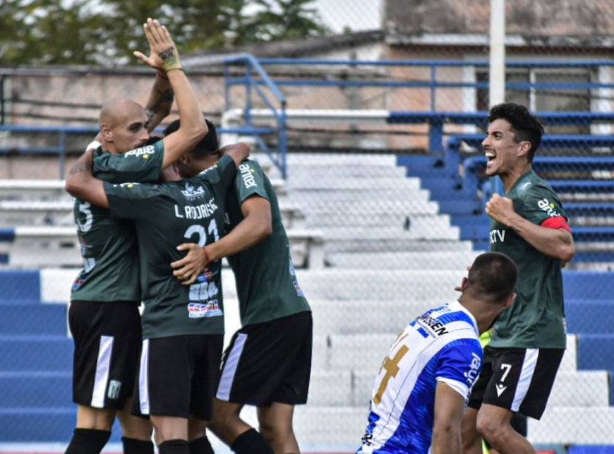 Apertura: Racing derrotó 2-0 a Cerro Largo en Melo