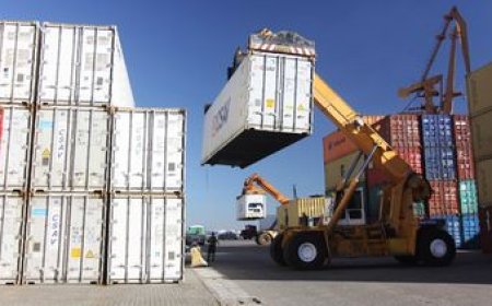 Las exportaciones cayeron 14% interanual en marzo