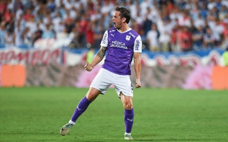 Defensor y River Plate definen el primer finalista de la Copa Uruguay