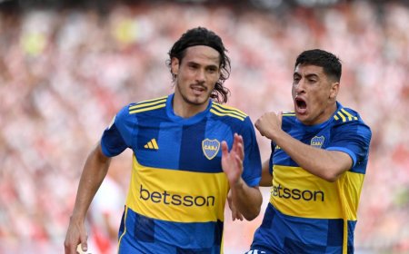 Argentina: con goles de Merentiel y Cavani, Boca derrotó a River y es semifinalista