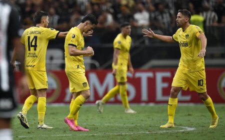 Peñarol perdió 3-2 ante Atlético Mineiro