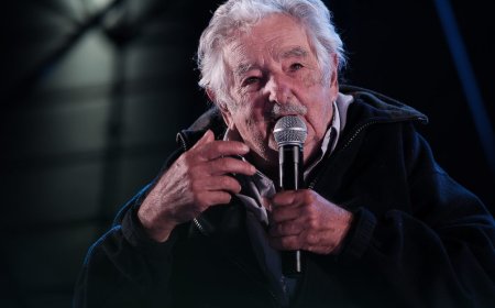 Mujica anunció que tiene un tumor en el esófago