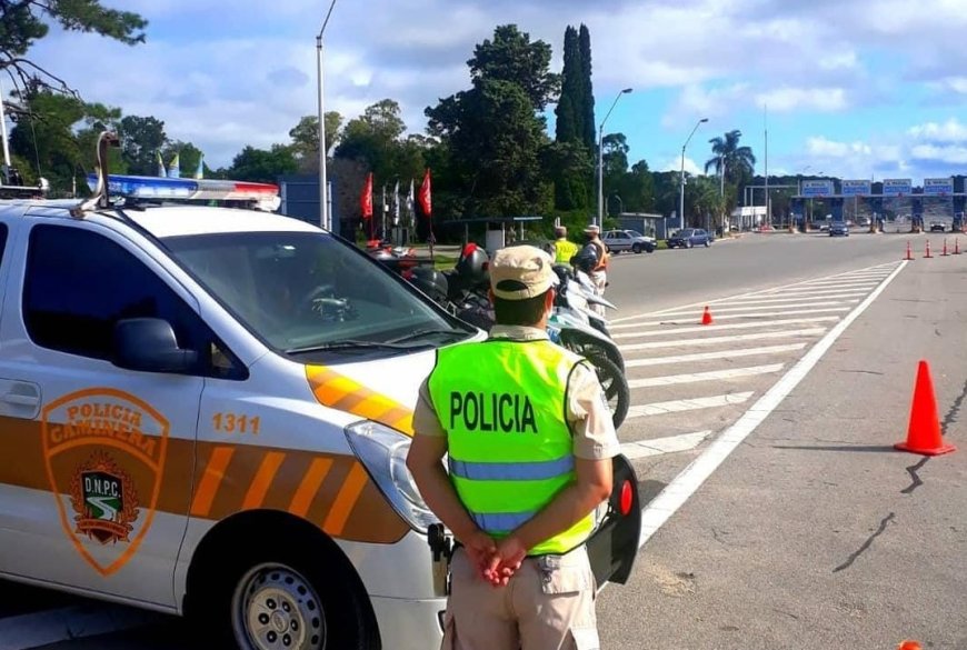 Retorno: más de 2.800 vehículos por hora pasaron por el peaje de Pando este domingo