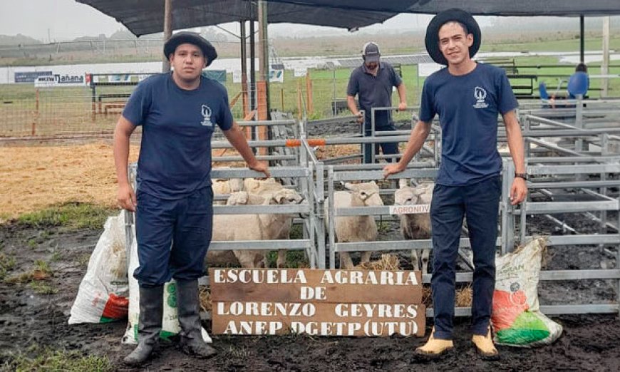 Escuela Agraria Lorenzo Geyres fue premiada en importante concurso en la Expoactiva en Soriano