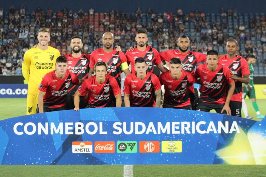 Doblete de Canobbio y gol de Mastriani para la goleada del Paranaense por Sudamericana