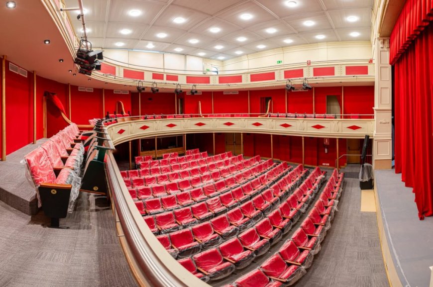 Luego de 60 años cerrado y cinco años de obras, se reinaugura el Teatro Escayola
