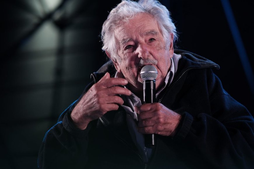 Mujica anunció que tiene un tumor en el esófago