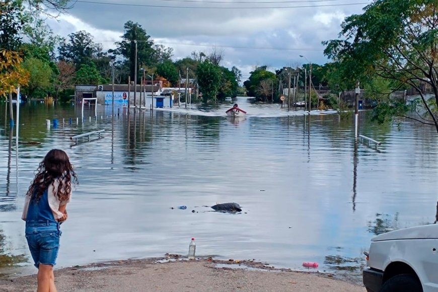 Sinae: casi 2200 personas desplazadas por inundaciones en diez departamentos