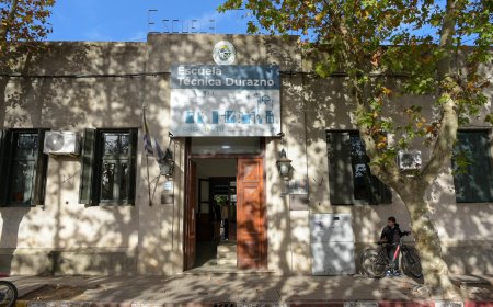 Entre risas y canciones, la Escuela Técnica de Durazno festejó sus 80 años