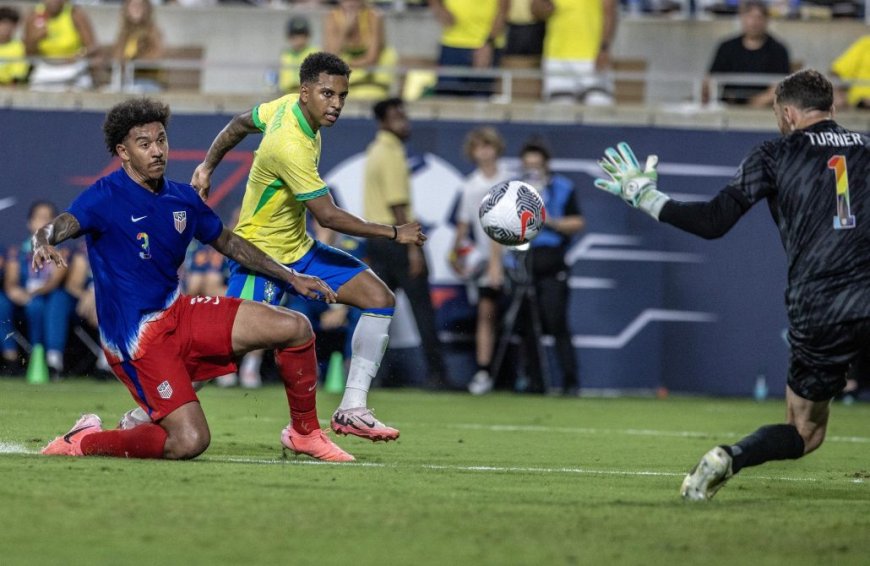 Estados Unidos, rival de Uruguay en la Copa América, empató con Brasil