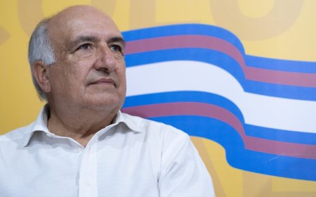 Domenech maneja la posibilidad de que un exfrentista acompañe a Manini en la fórmula