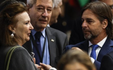 Lacalle Pou cuestionó la ausencia de Milei en la Cumbre del Mercosur