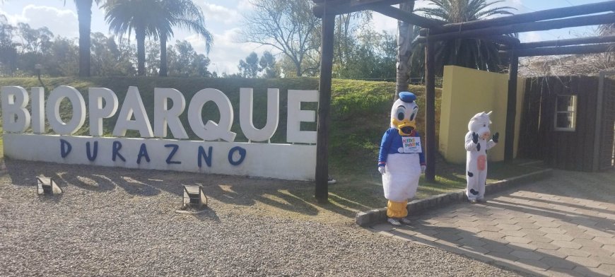 El Bioparque "Washington Rodríguez Piquinela" se encuentra abierto con personajes animados dando la bienvenida a los más pequeños y sus familias.