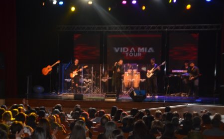 Lucas Sugo deleitó en el Centro Cultural Teatro Español (CCTE)