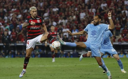 Con tres uruguayos en cancha, Flamengo derrotó a Bolívar por Libertadores