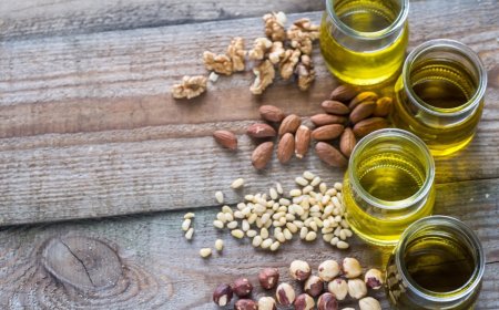 Beneficios del consumo de frutos secos y aceite de oliva para una vida sana