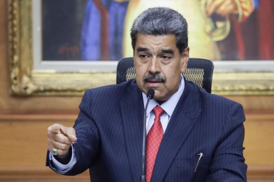 Juristas internacionales piden ante la CPI arrestar a Maduro