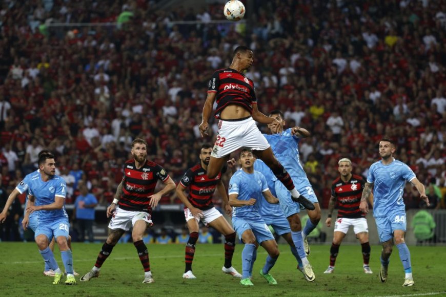 Bolívar y Flamengo definen el rival de Peñarol en cuartos de final