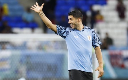 Luis Suárez se retira de la Selección