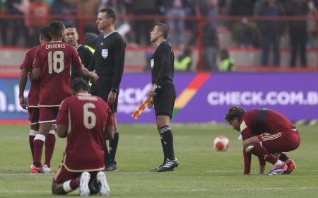 Bolivia asfixió a Venezuela a 4100 metros de altura y lo goleó 4-0