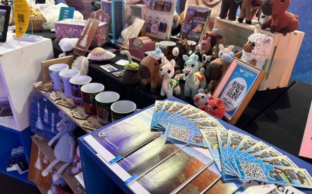 Presentaciones de Durazno en stand en Expo Prado