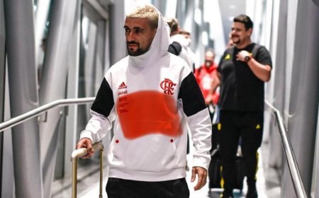 Flamengo ya está en Montevideo y Gabigol sería la novedad en el equipo titular