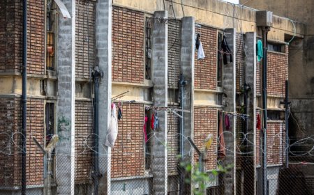 El Frente Amplio convoca al ministro Martinelli al Parlamento tras muerte de seis reclusos