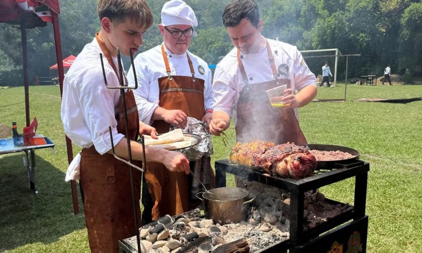 Estudiantes de Gastronomía de representaron a Uruguay en Torneo Iberoamericano de Asadores y Parrilleros en Colombia