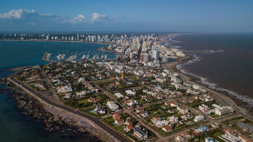 Uruguay prevé un aumento de turistas argentinos pese a la «muy difícil» situación del país