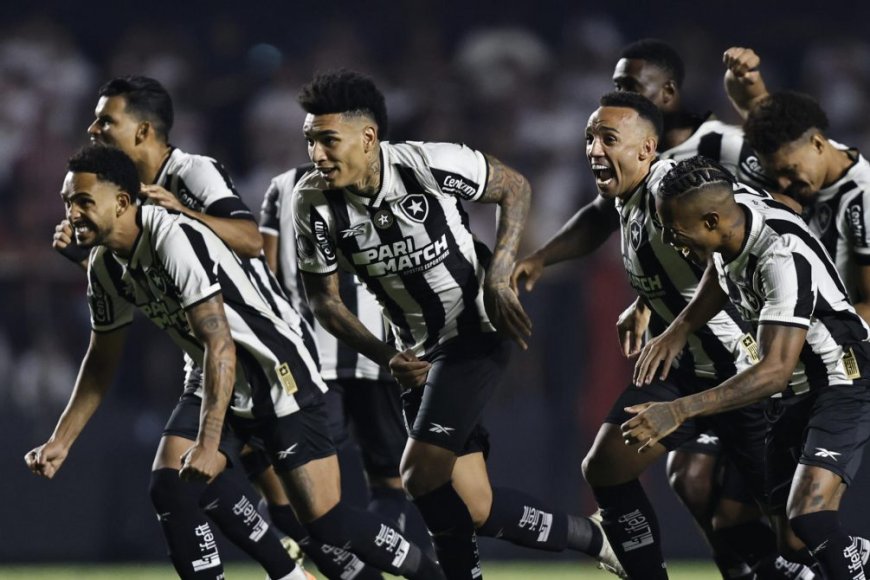 Botafogo eliminó a San Pablo y jugará contra el ganador de Peñarol-Flamengo