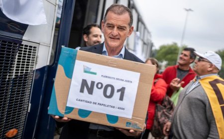 Cabildo presentó las firmas para impulsar consulta sobre reestructuración de deuda y usura