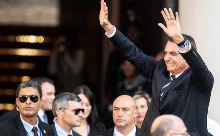 Bolsonaro reafirma que será el candidato de la derecha en 2026 a pesar de su inhabilitación