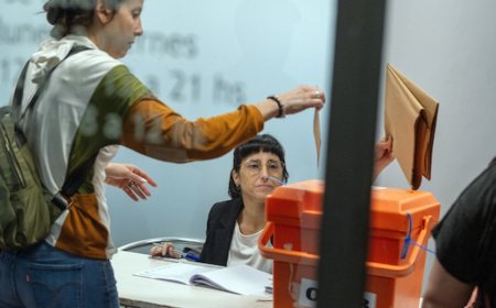 URUGUAY VOTA: Corte Electoral asegura que los circuitos cerraron en hora