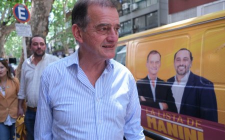 Cabildo Abierto enfrenta una caída importante en las urnas y realiza autocrítica