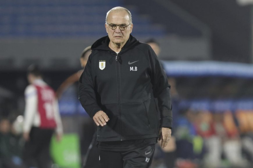 Con sorpresas, Bielsa dio a conocer los convocados de Uruguay