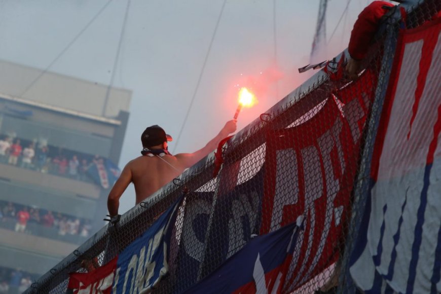 Ya hay sanciones por el clásico y se abrió un expediente por los incidentes