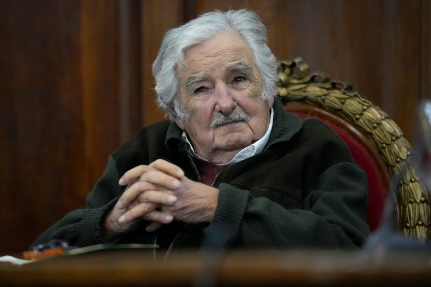 Mujica se recupera lentamente, dijo Topolansky