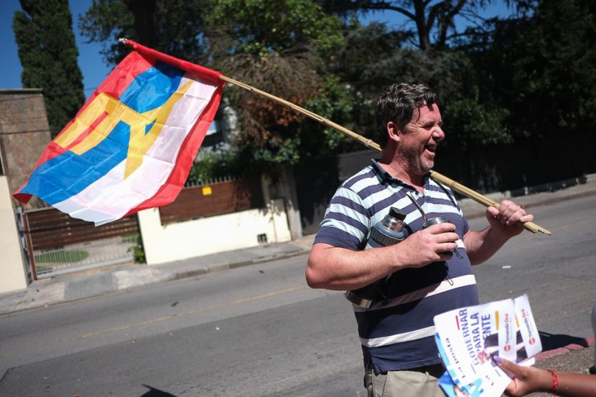 Frente Amplio convoca a su militancia para realizar «puerta a puerta» este domingo